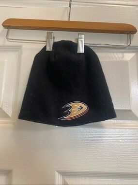 Ducks black beenie